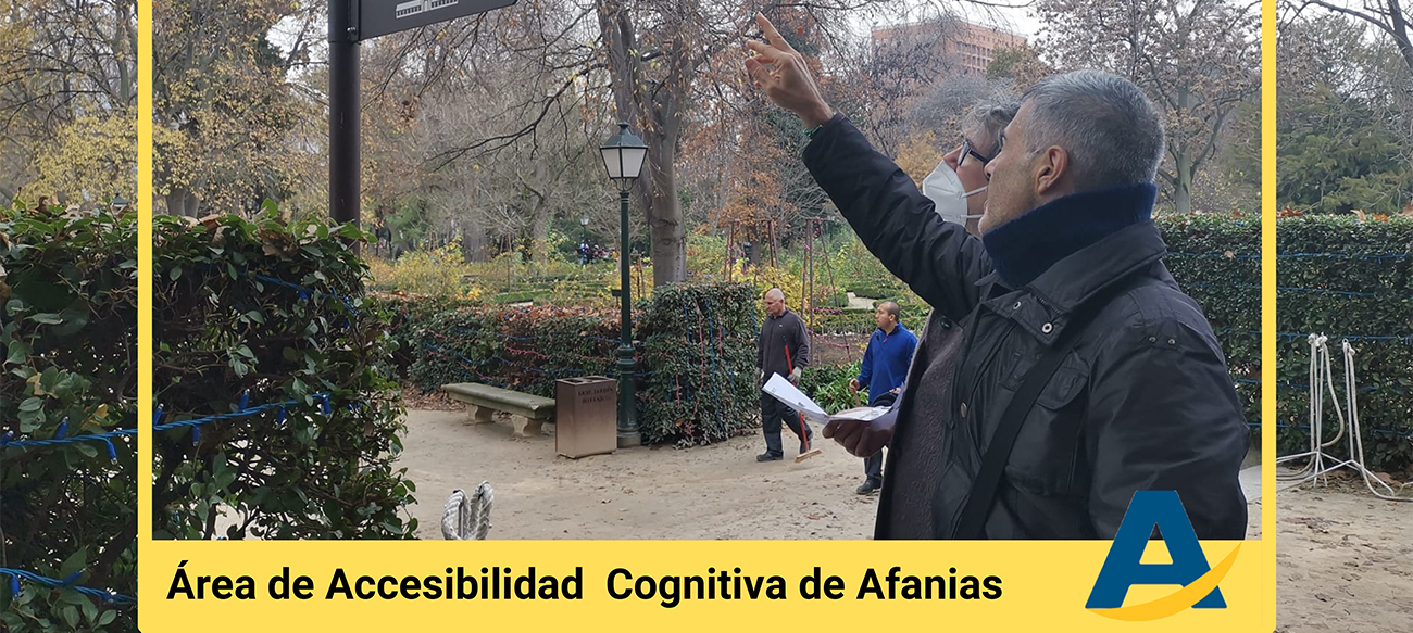 Imagen de personas apuntando a señales