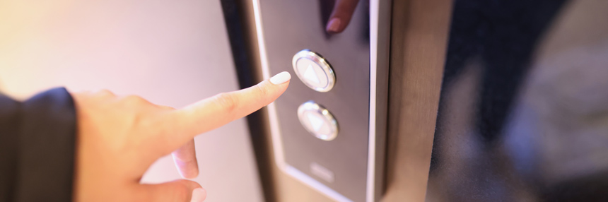 Requerimientos frecuentes de accesibilidad en licencias de actividad